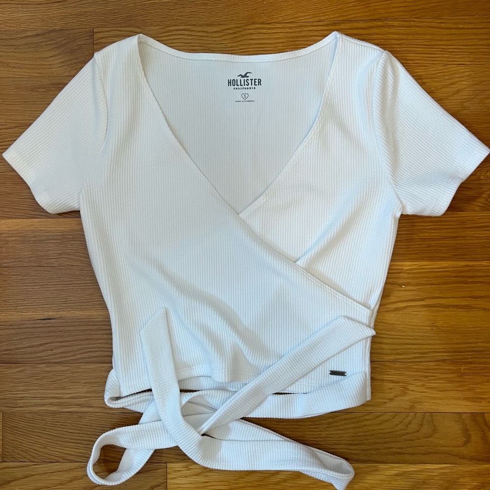 Hollister White Wrap Around Shirt